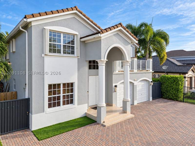 5 bedroom SingleFamilyResidence at 16481 SW 58th Ter, Rivendell, Miami — photo 3
