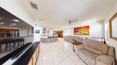 16481 SW 58th Ter, Miami FL - photo 9 of 23
