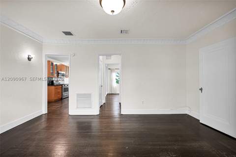 846 Jefferson Ave 8, Miami Beach FL - photo 12 of 39