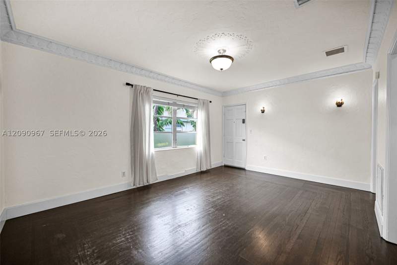 2 bedroom Condominium at 846 Jefferson Ave 8, Flamingo Wave Condo, Miami Beach — photo 4