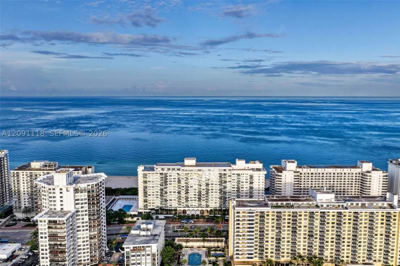 2 bedroom Condominium at 5601 Collins ave 1716, The Pavilion Condo, Miami Beach — photo 2