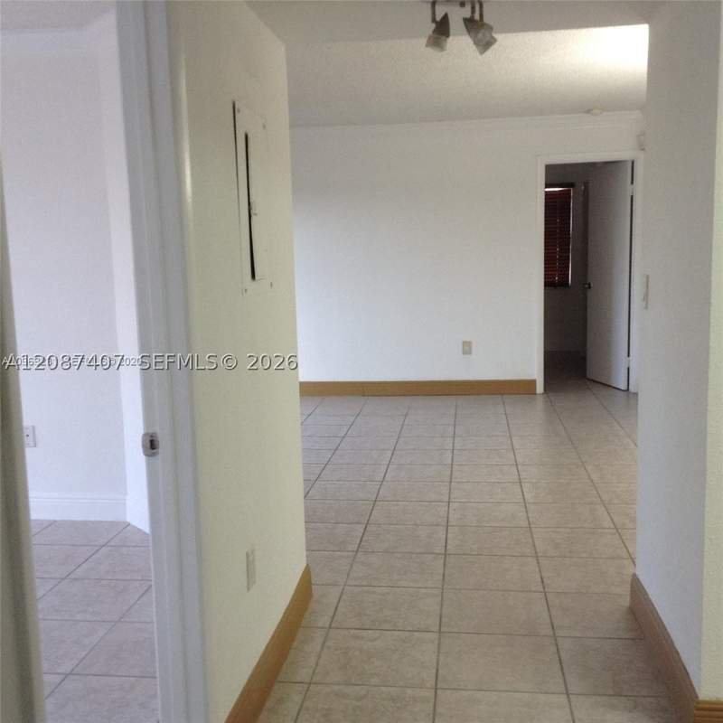 2 bedroom Condominium at 10755 SW 108th Ave 201, Palm Cove Condo, Miami — photo 3
