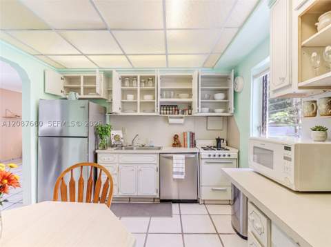 800 NE 144th St, North Miami FL - photo 24 of 40