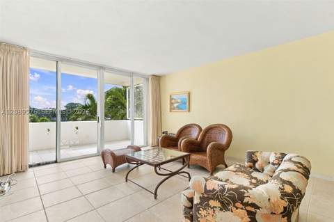 9101 E Bay Harbor Dr 201, Bay Harbor Islands FL - photo 6 of 25