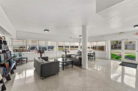 1420 Pennsylvania Ave 403, Miami Beach FL - photo 22 of 34