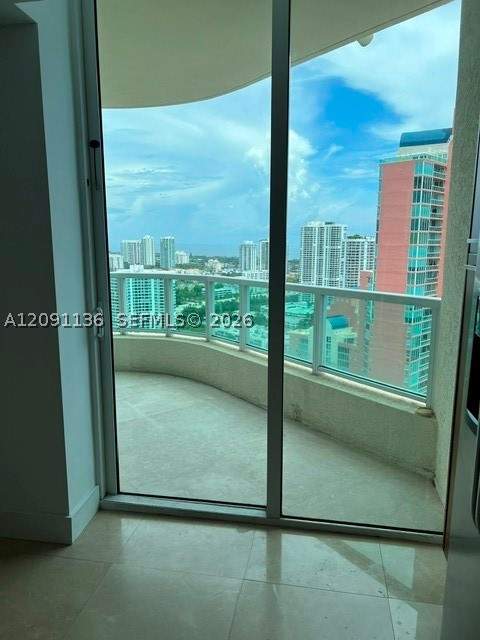 3330 NE 190th St Lph14, Aventura FL - photo 17 of 66