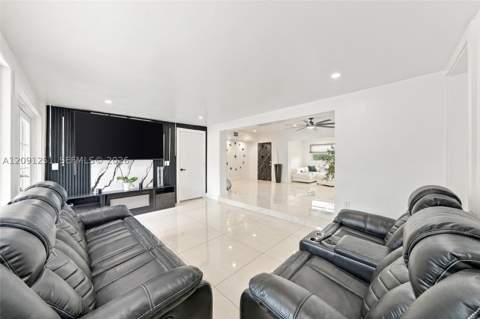1055 NE 144th St, North Miami FL - photo 15 of 37