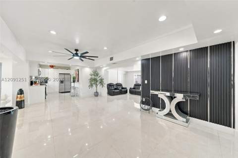 1055 NE 144th St, North Miami FL - photo 6 of 37