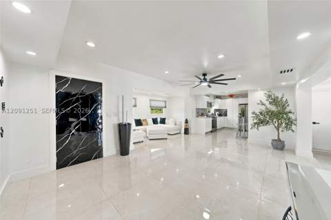 1055 NE 144th St, North Miami FL - photo 8 of 37