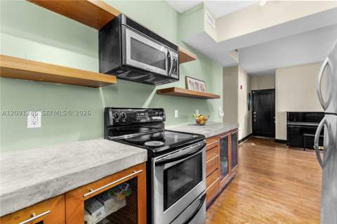 711 14th St 4, Miami Beach FL - photo 11 of 27