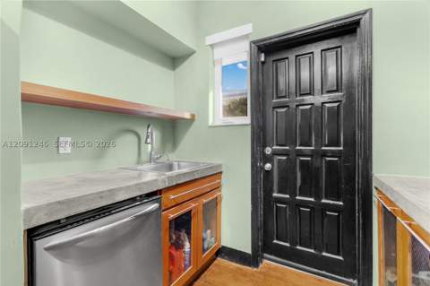 711 14th St 4, Miami Beach FL - photo 23 of 27
