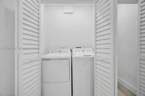1401 NE 152nd St, North Miami Beach FL - photo 24 of 37