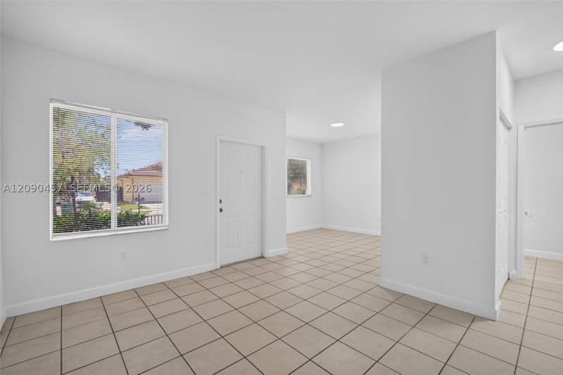 3 bedroom Townhouse at 11233 SW 231st Ln, Silver Palm Homes, Miami — photo 4