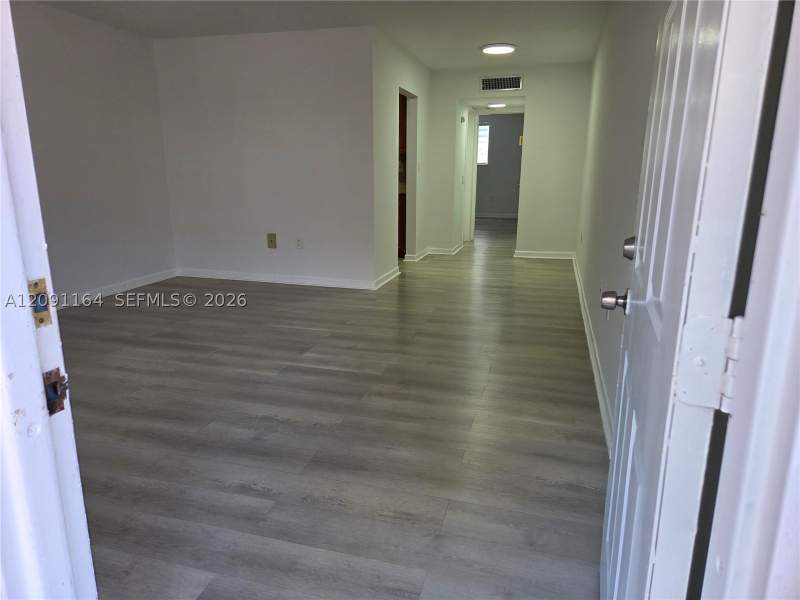 1 bedroom Condominium at 4655 Palm Ave 222, Royal Palm Gardens Condo, Hialeah — photo 5