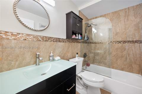 323 Navarre Ave 101, Coral Gables FL - photo 10 of 11