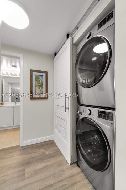 888 S Douglas Rd 1516, Coral Gables FL - photo 20 of 36