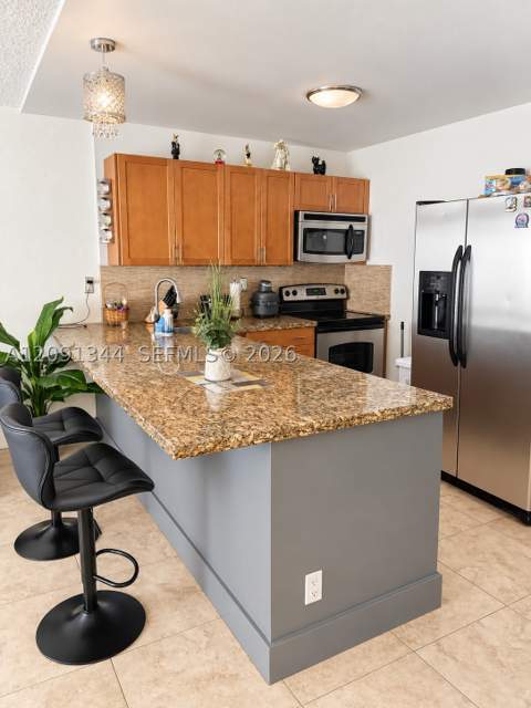 4550 NW 9th St 901E, Miami FL - photo 6 of 28