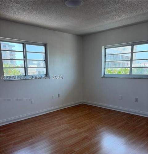 1150 Collins Ave 404, Miami Beach FL - photo 6 of 18