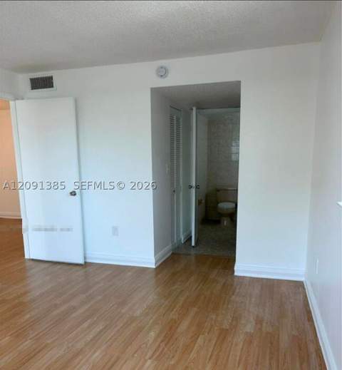1150 Collins Ave 404, Miami Beach FL - photo 7 of 18