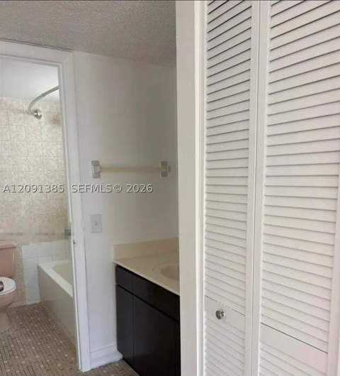 1150 Collins Ave 404, Miami Beach FL - photo 8 of 18