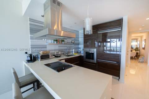1100 Biscayne Blvd 3302, Miami FL - photo 7 of 31