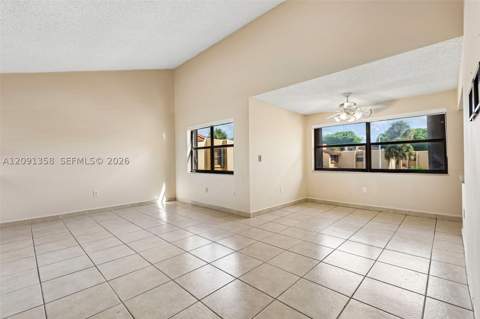 241 W Park Dr 5-202, Miami FL - photo 11 of 42