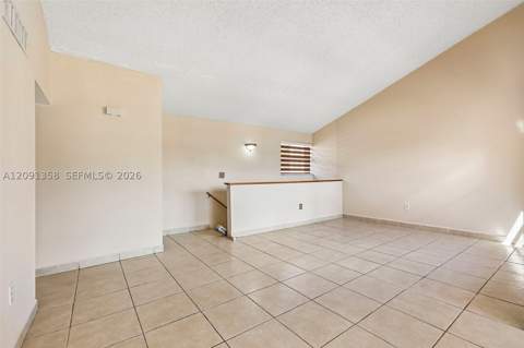 241 W Park Dr 5-202, Miami FL - photo 15 of 42
