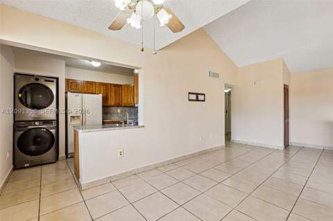 241 W Park Dr 5-202, Miami FL - photo 20 of 42