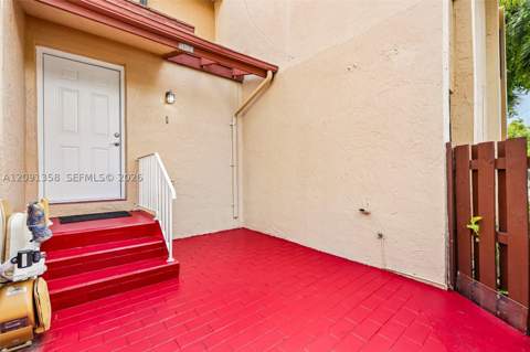 241 W Park Dr 5-202, Miami FL - photo 8 of 42