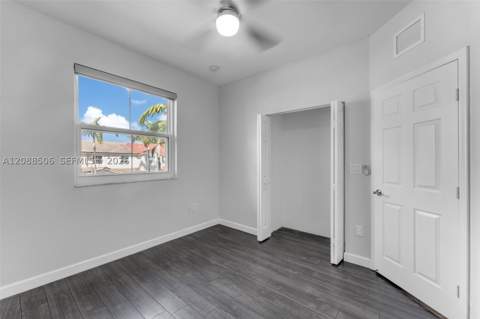 967 NE 42nd Ave, Homestead FL - photo 12 of 47