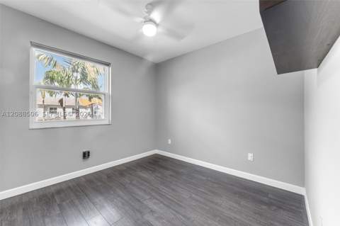967 NE 42nd Ave, Homestead FL - photo 14 of 47