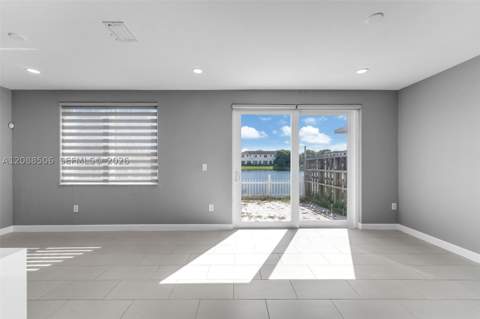 967 NE 42nd Ave, Homestead FL - photo 6 of 47