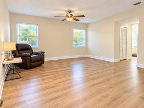 15170 SW 153rd Pl, Miami FL - photo 10 of 16
