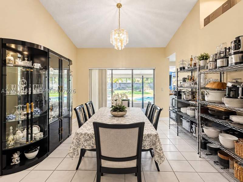4 bedroom SingleFamilyResidence at 15170 SW 153rd Pl, River Bend Sec 1, Miami — photo 4