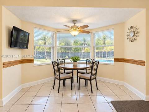 15170 SW 153rd Pl, Miami FL - photo 6 of 16