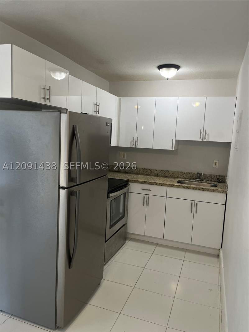 1 bedroom Condominium at 6780 SW 44th St 1, Ludlam Gardens Condo, Miami — photo 3