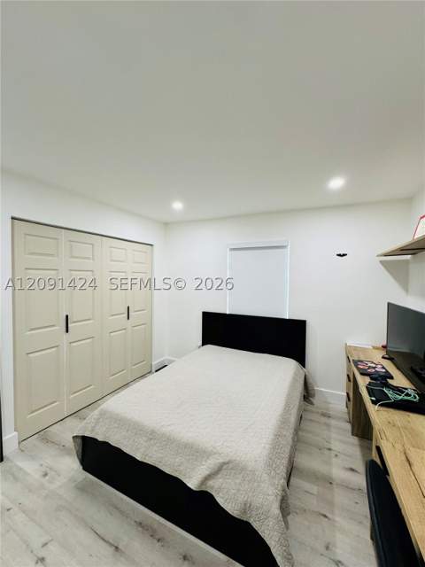 1555 W 44th Pl 214D, Hialeah FL - photo 19 of 34