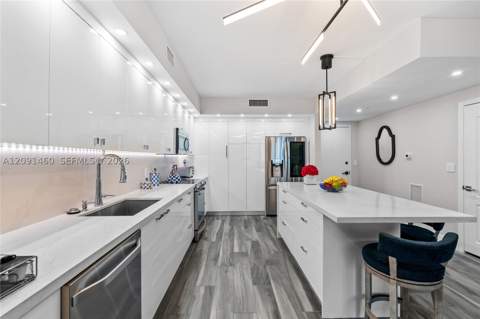 17555 Atlantic Blvd Uph3, Sunny Isles Beach FL - photo 12 of 69