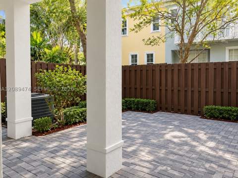 7439 NW 107th Path, Doral FL - photo 10 of 10
