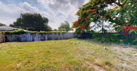 1211 Kasim St, Opa Locka FL - photo 7 of 8