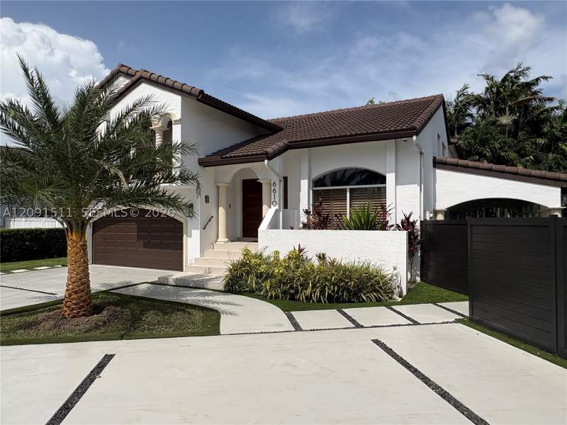 6 bedroom SingleFamilyResidence at 6610 SW 104th Ct, Pueblo Del Sol Sec 6, Miami — photo 3