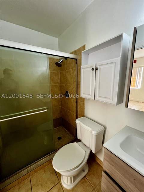2072 NE 169th St 8, North Miami Beach FL - photo 7 of 15