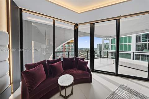 1000 NE Biscayne Blvd 2202, Miami FL - photo 21 of 50