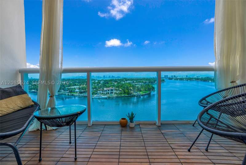 2 bedroom Condominium at 6770 Indian Creek Dr 11E, Aquasol Condo, Miami Beach — photo 2