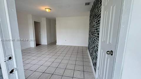 20500 NW 28th Ave, Miami Gardens FL - photo 13 of 28