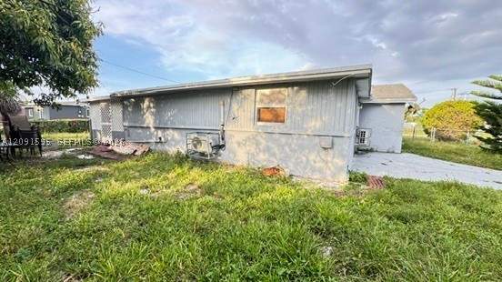 3 bedroom SingleFamilyResidence at 20500 NW 28th Ave, Lakewood Ests, Miami Gardens — photo 2