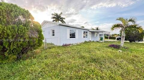 20500 NW 28th Ave, Miami Gardens FL - photo 7 of 28