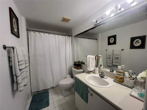 5099 NW 7th St 505, Miami FL - photo 10 of 29