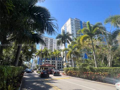 5099 NW 7th St 505, Miami FL - photo 23 of 29