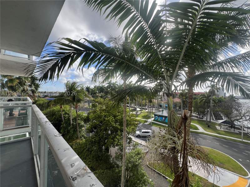 2 bedroom Condominium at 5099 NW 7th St 505, Blue Lagoon Condo, Miami — photo 3